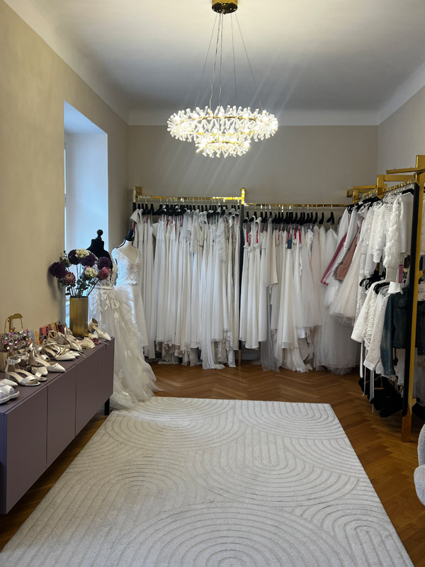 Brautkleid Das Brautkonzept Brautkleid by Andrea Girz Wiener Neustadt